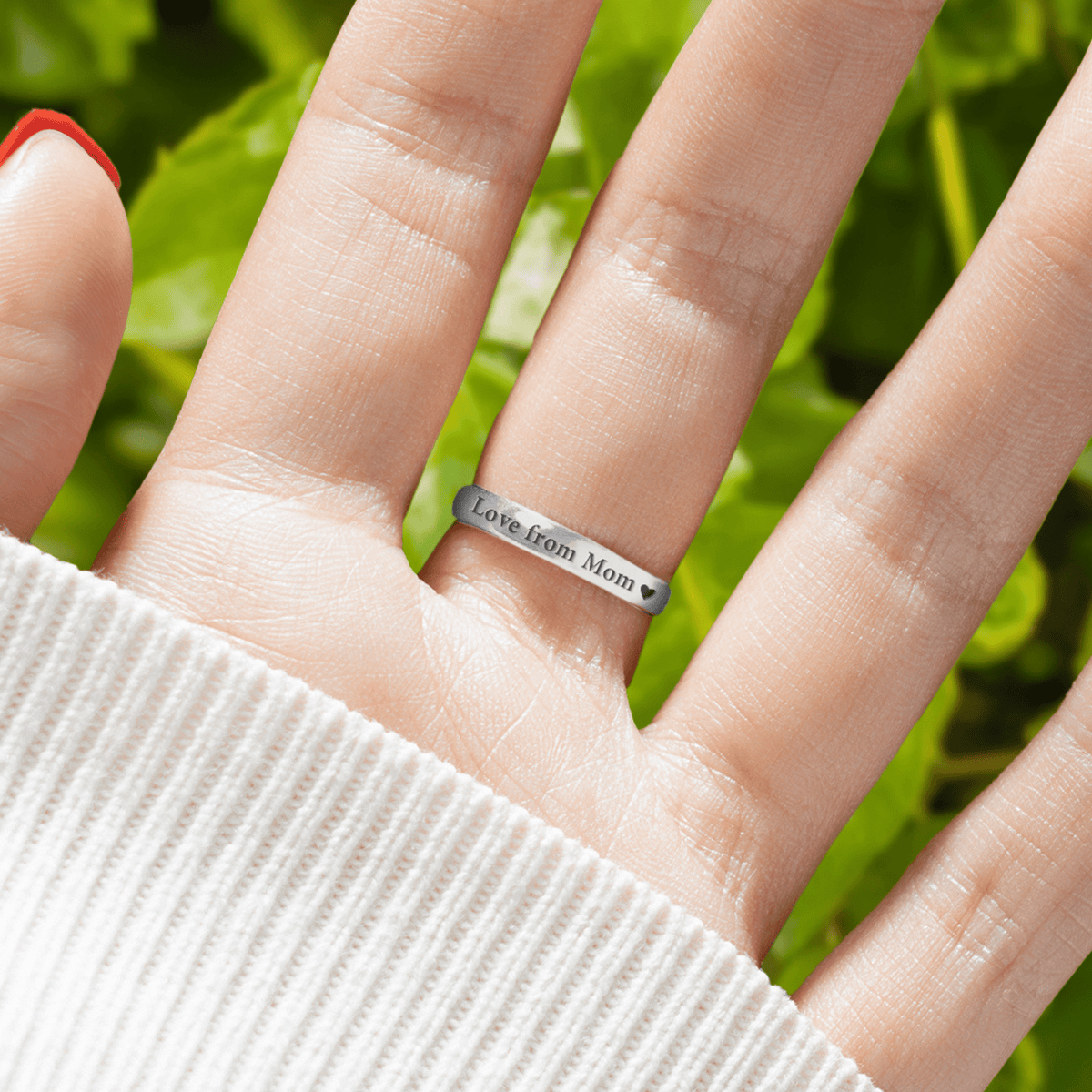 Lavisa - Love From Mom Hug Ring