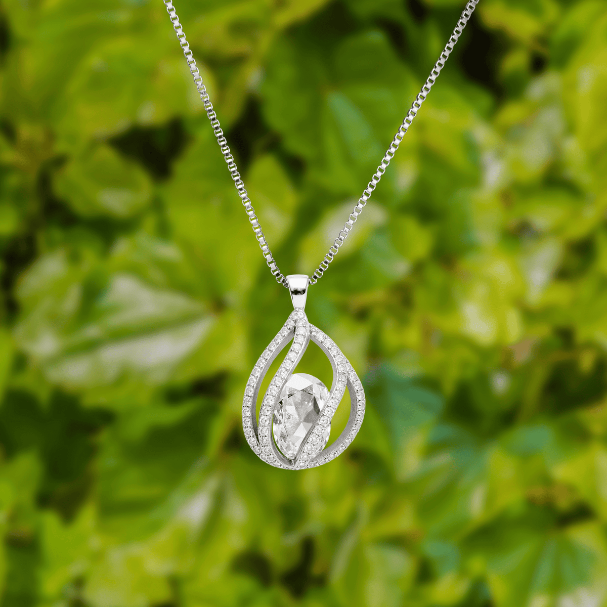 Lavisa - Delicate Bird Cage Pendant Necklace