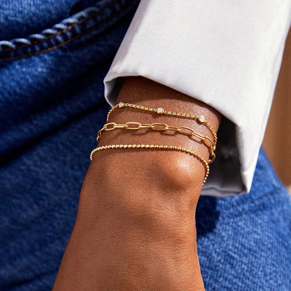 Lavisa - Delicate Paperclip Chain Bracelet in 14K Gold - Detail & Styling View