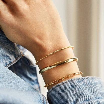 Lavisa - Gold Plated Link Chain Bracelet - Detail & Styling View