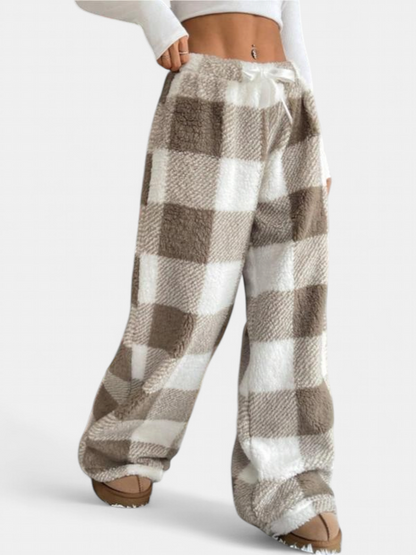 Lavisa - Plaid Straight Leg Casual Pants for Women - Comfortable Cold Weather Trousers