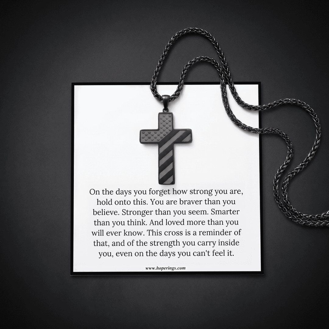 Lavisa - Men's Cross Necklace