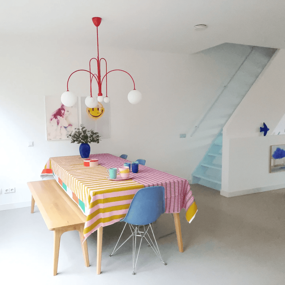 Lavisa - Modern Arc Globe LED Pendant Light
