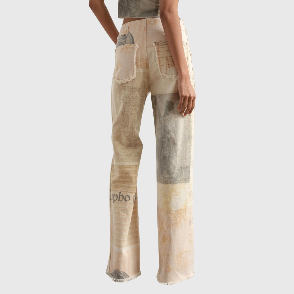 Lavisa - High Waisted Wide Leg Jeans with Raw Hem