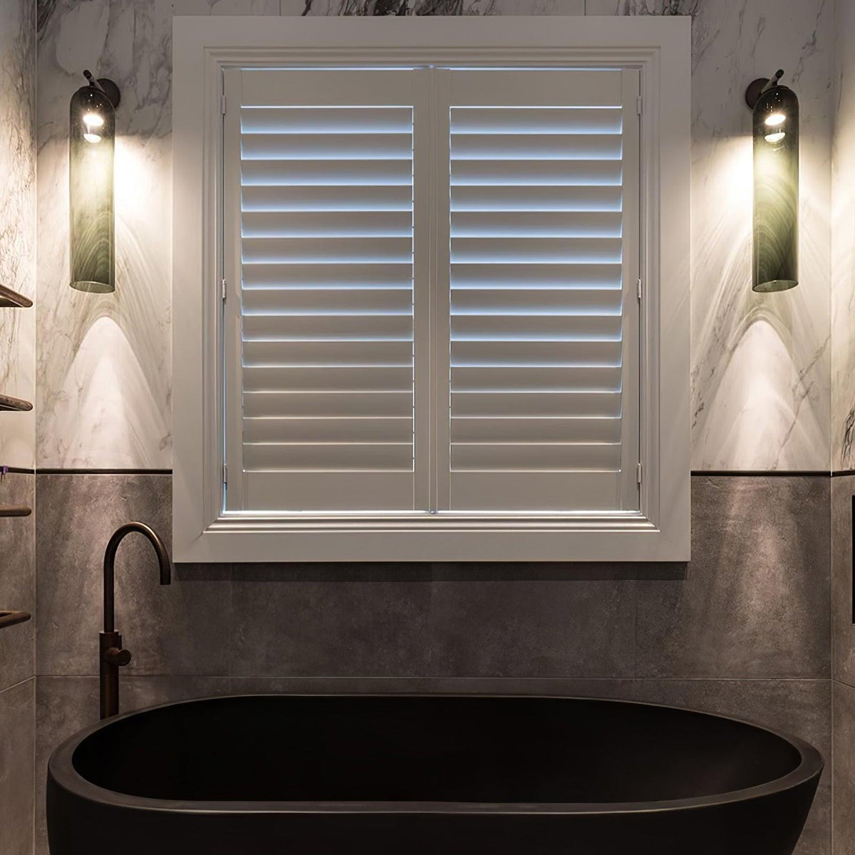 Lavisa - Cylindrical Indoor Wall Light
