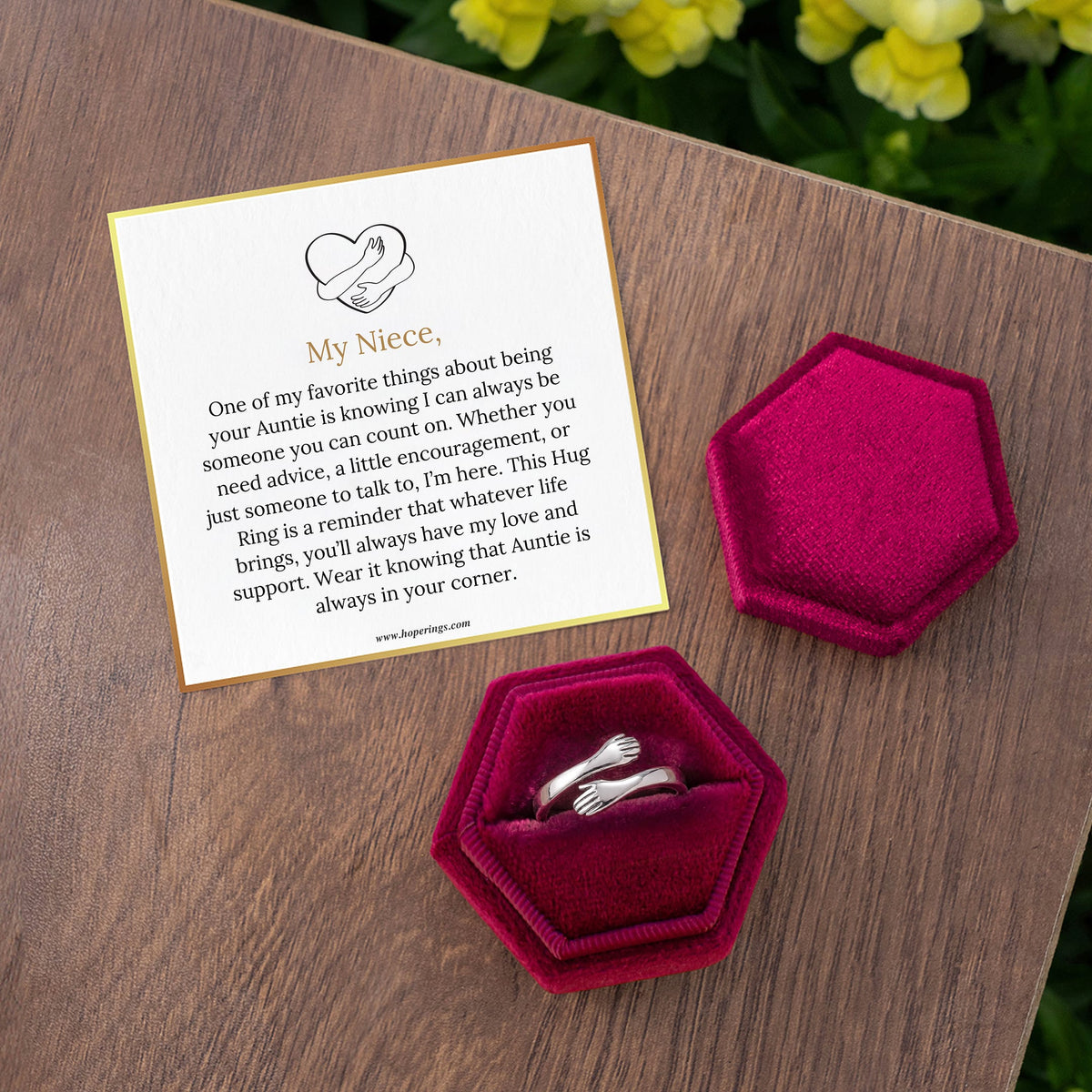 Lavisa - Auntie and Niece Hug Ring