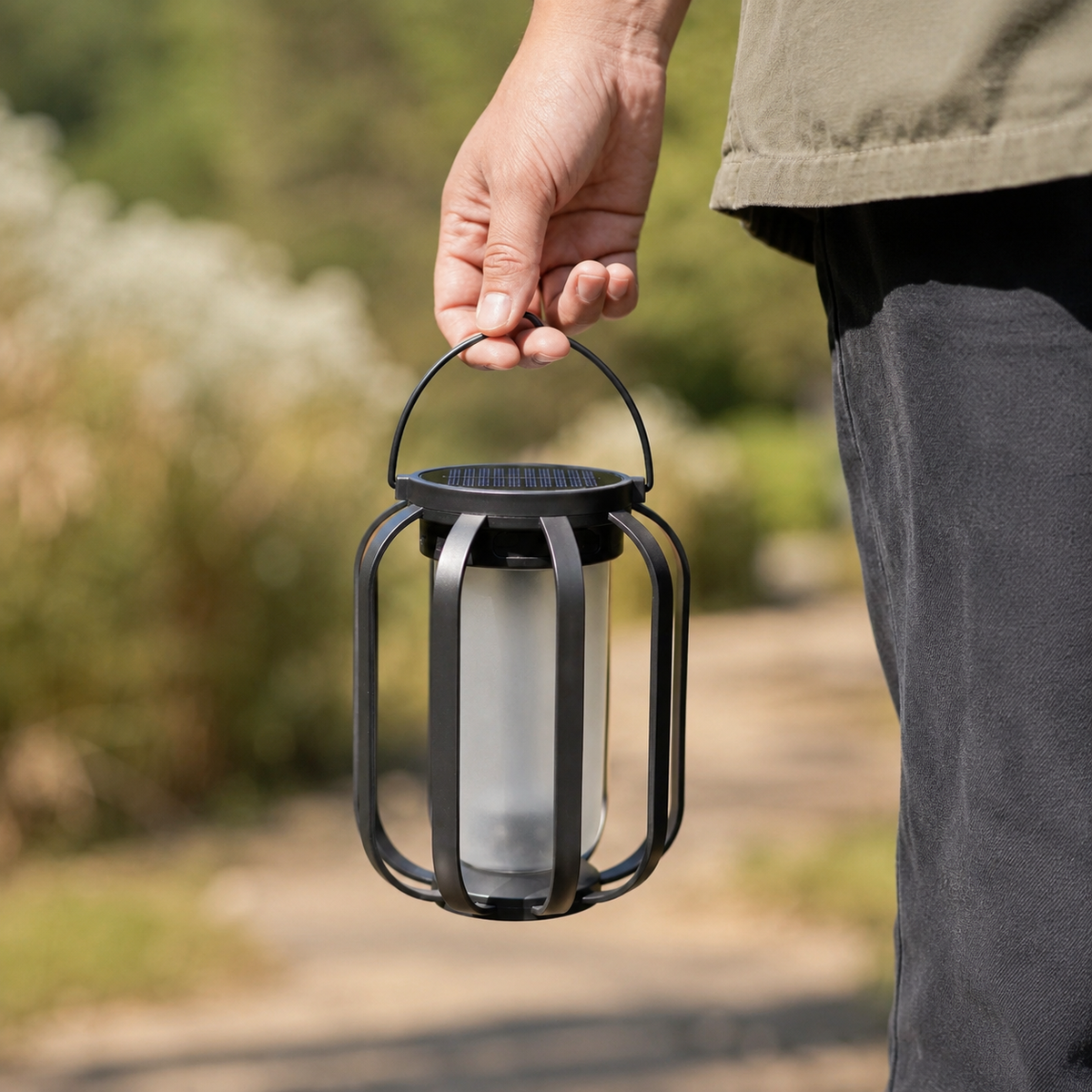 Lavisa - Solar Flameless LED Lantern with 3D Dancing Flame