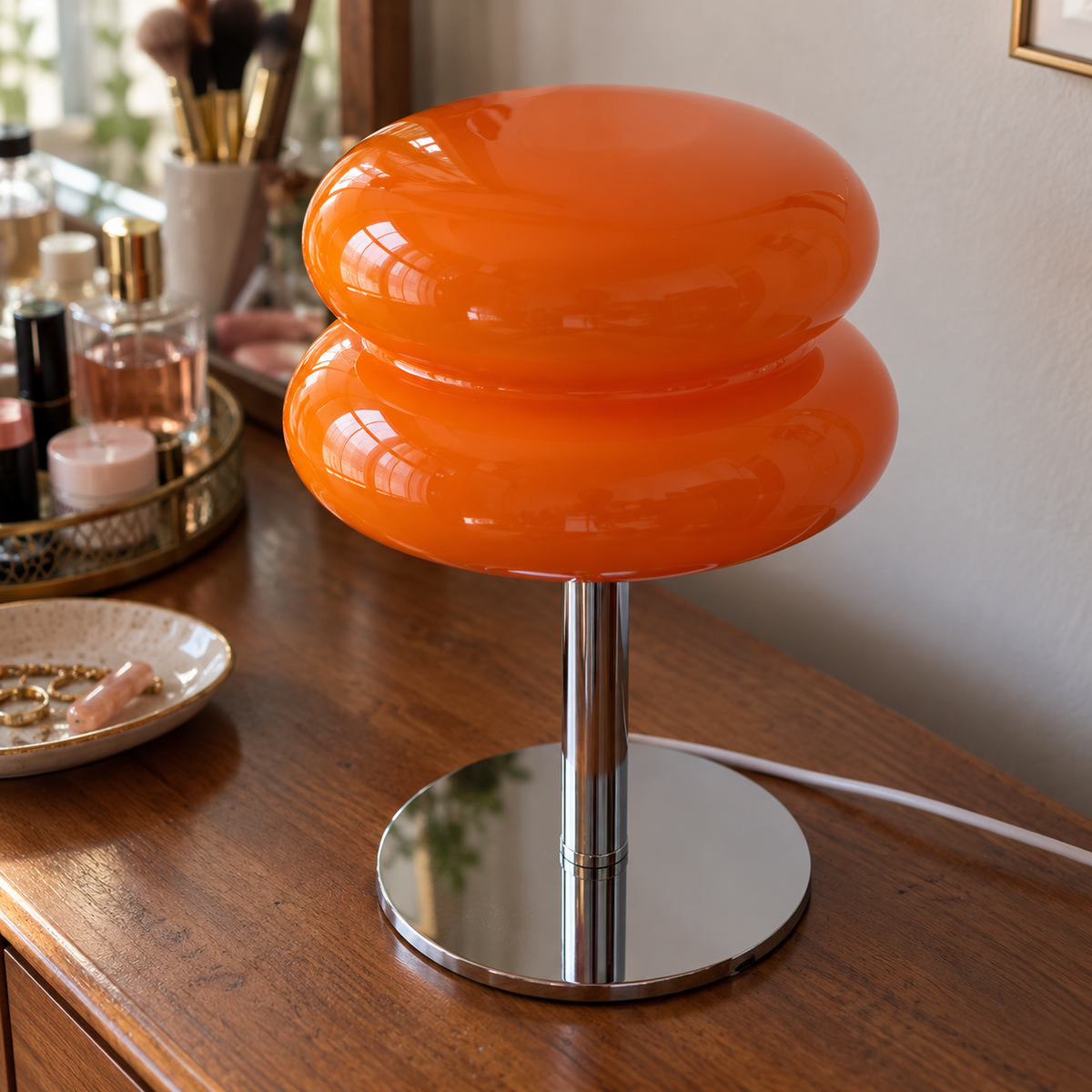 Lavisa - Sculptural Glass Table Lamp
