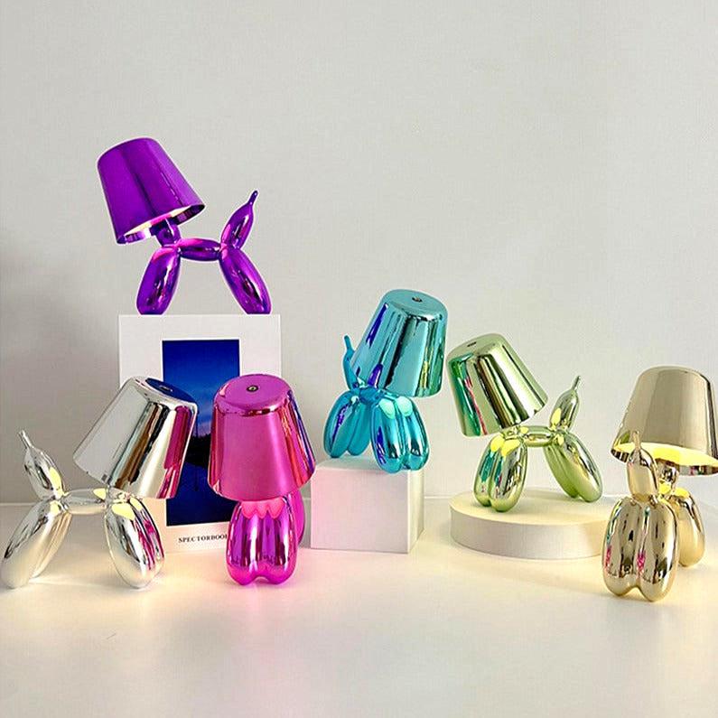 Lavisa aluminum balloon dog table lamp in polished metallic finish