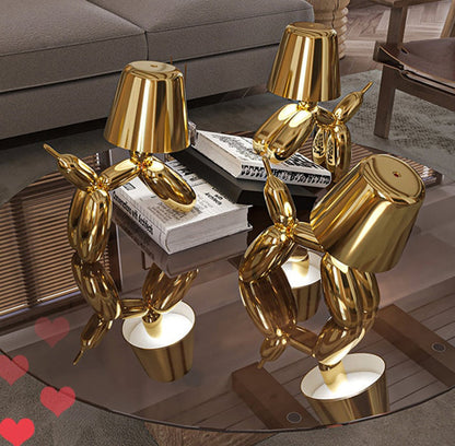 Lavisa aluminum balloon dog table lamp in polished metallic finish (View 7)