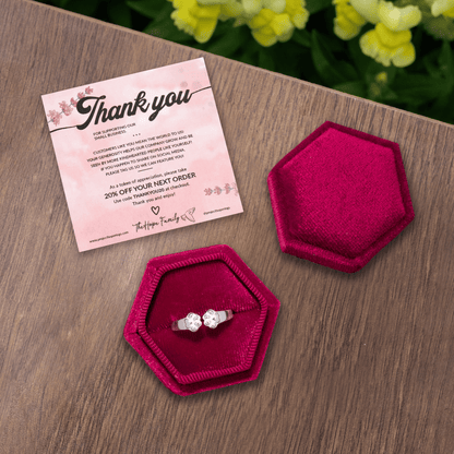 Lavisa - Dog Mom Paw Hug Ring