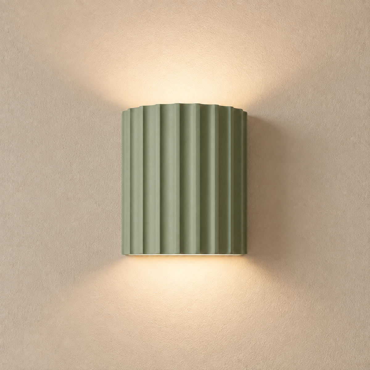 Lavisa - Modern Fluted Wall Sconce