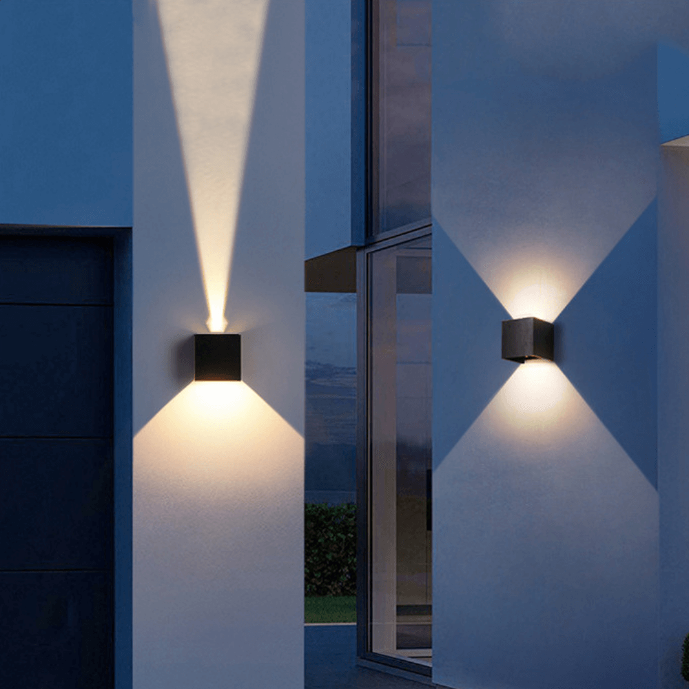 Lavisa - Rechargeable Outdoor LED Wall Light
