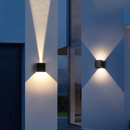 Lavisa - Rechargeable Outdoor LED Wall Light