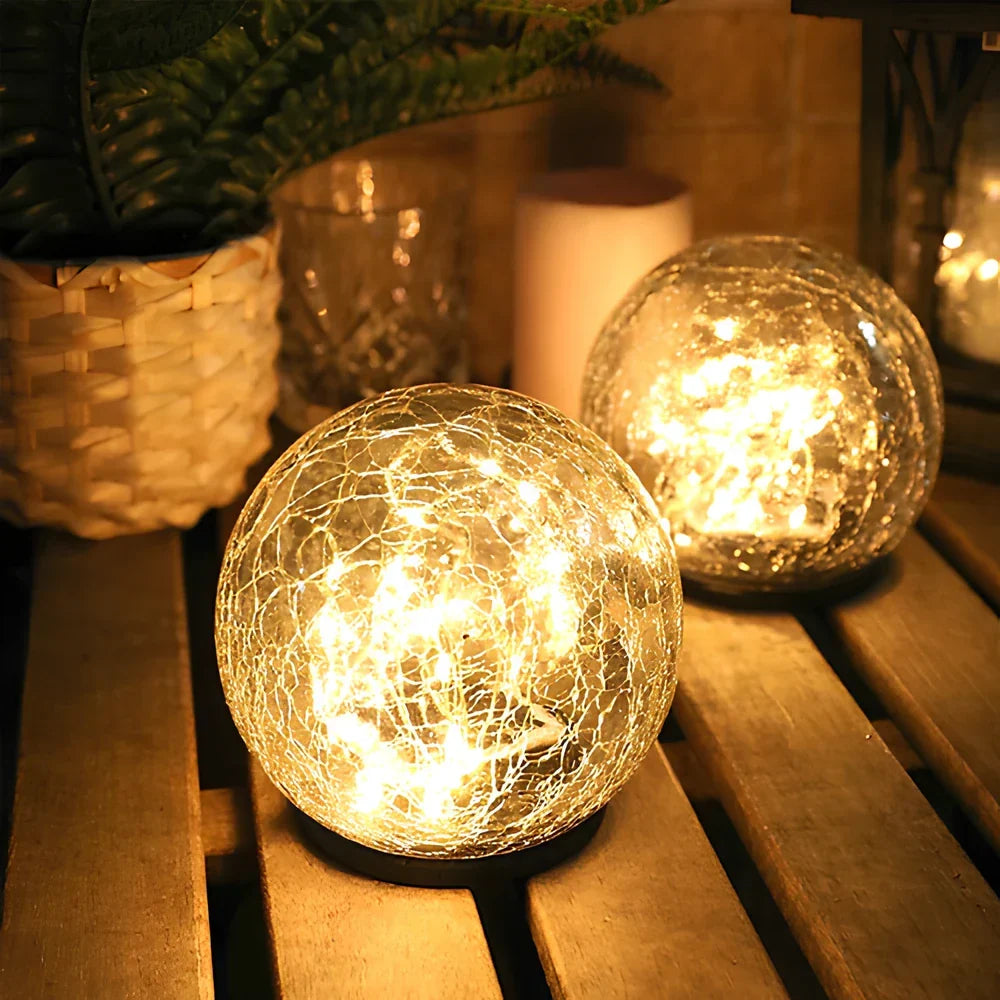 Lavisa - Solar Garden Lights Outdoor Waterproof Crackle Glass Globe