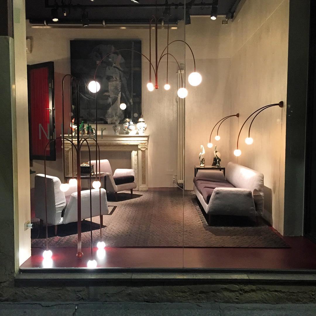 Lavisa - Modern Arc Globe LED Pendant Light