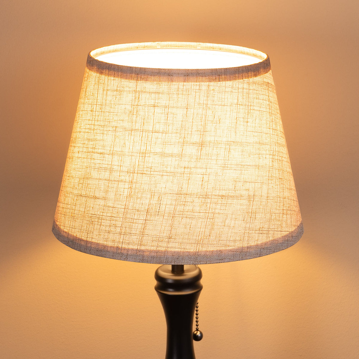 Lavisa - Retro Linen Table Lamp with Pull Chain Switch