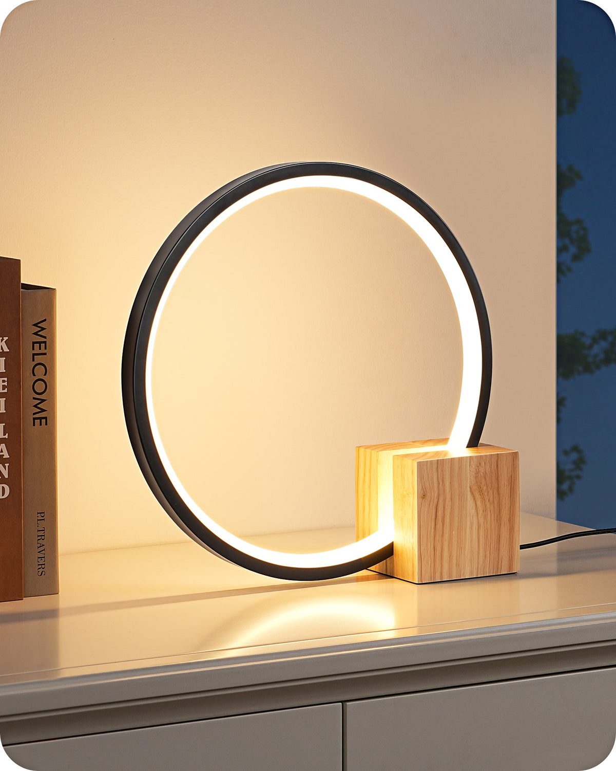 Lavisa - Modern O-Shaped LED Table Lamp with Wooden Base