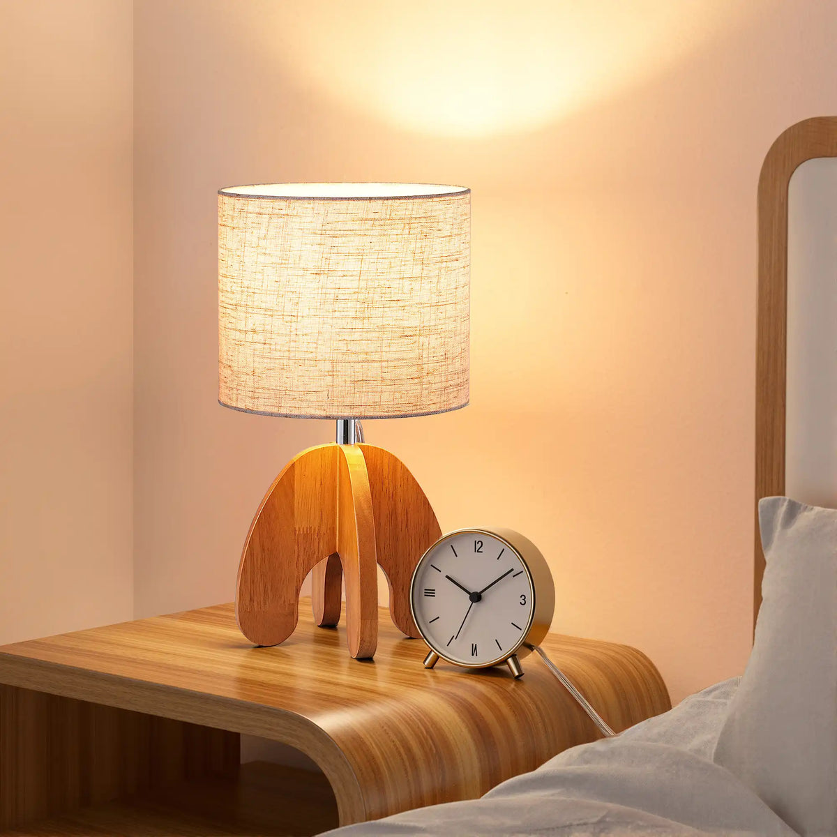Lavisa - Minimalist Wood Base Bedside Table Lamp