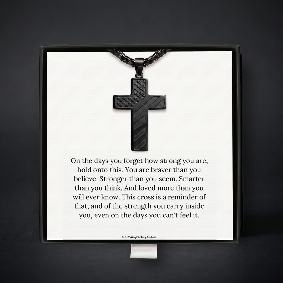 Lavisa - Men's Cross Necklace