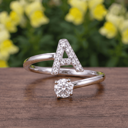 Lavisa - Adjustable Initial Ring