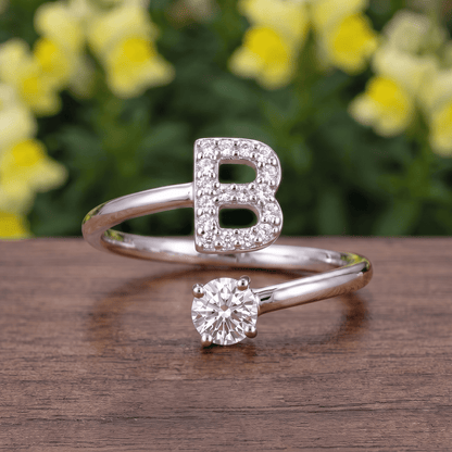 Lavisa - Adjustable Initial Ring