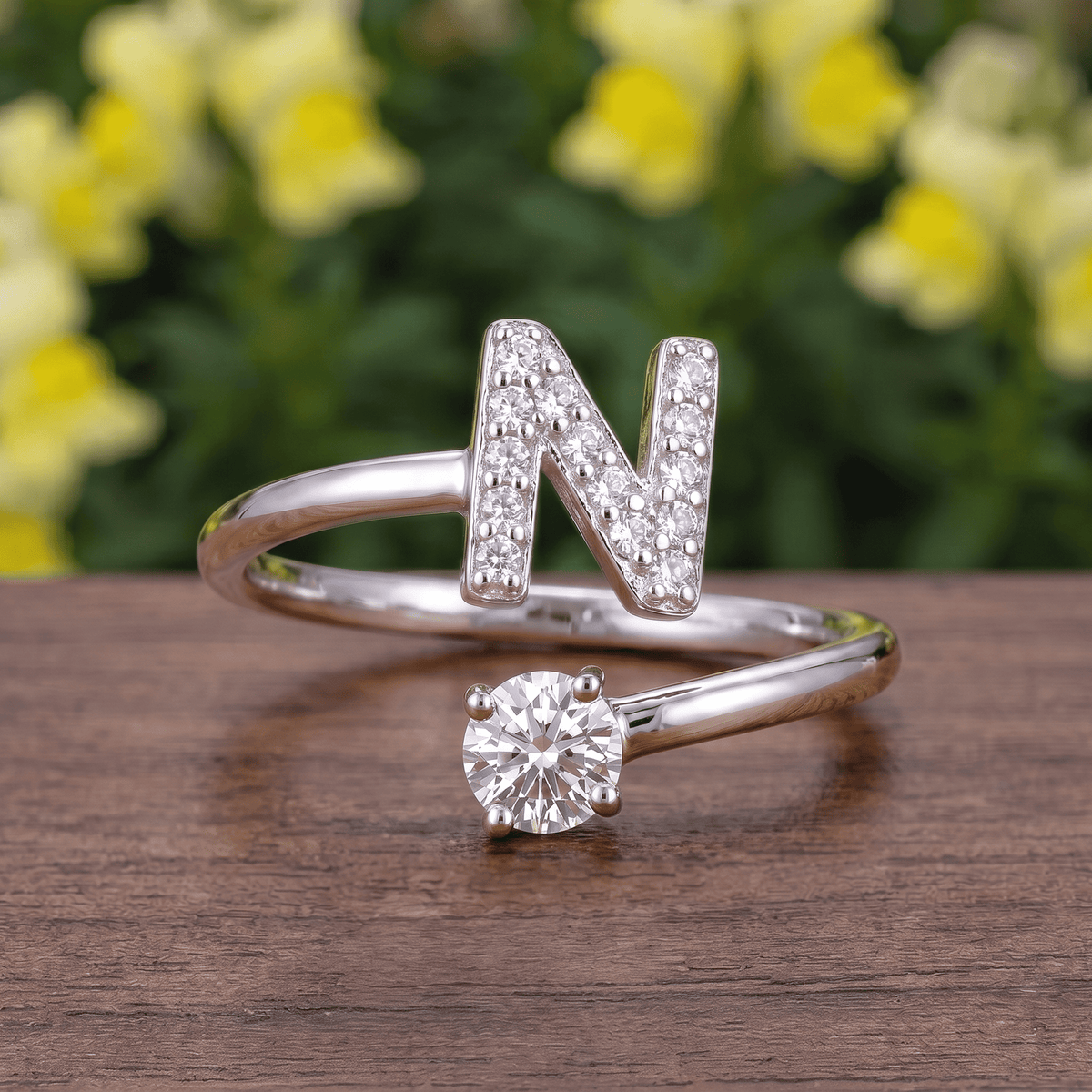 Lavisa - Adjustable Initial Ring