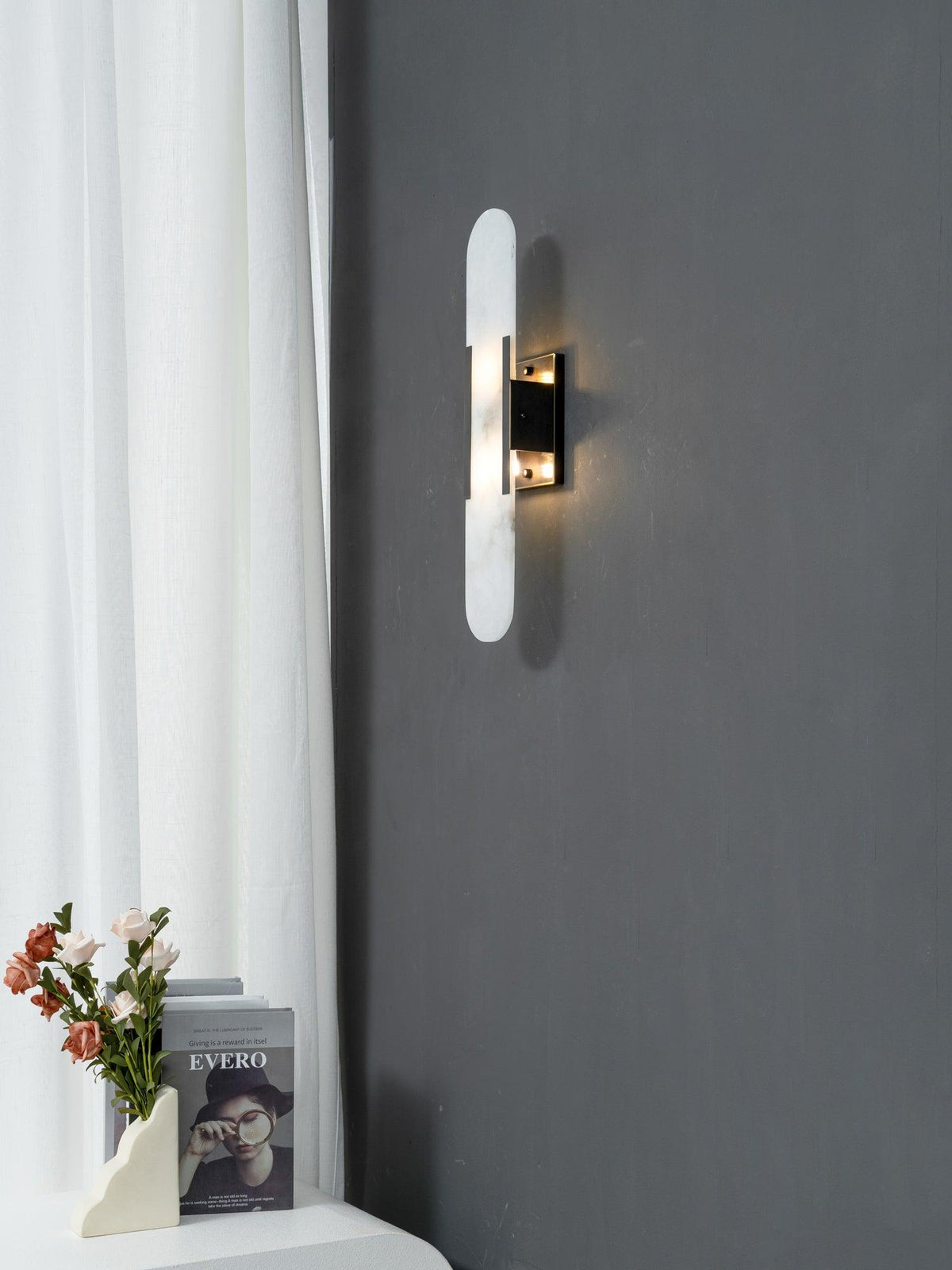 Lavisa - Modern Elongated LED Wall Light - Linear Wall Fixture