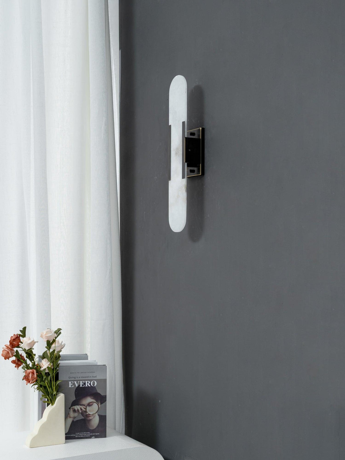 Lavisa - Modern Elongated LED Wall Light - Linear Wall Fixture