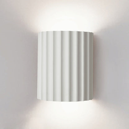 Lavisa modern resin LED wall sconce in stylish textured finish (View 9)