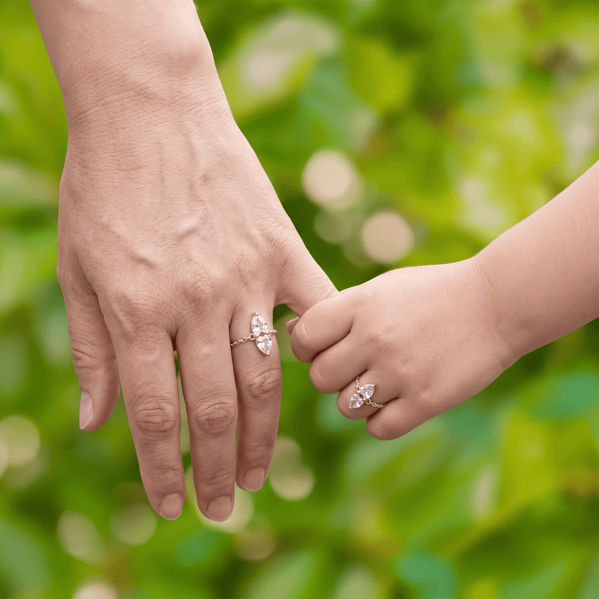 Lavisa - Mom And Daughter Matching Heart Ring