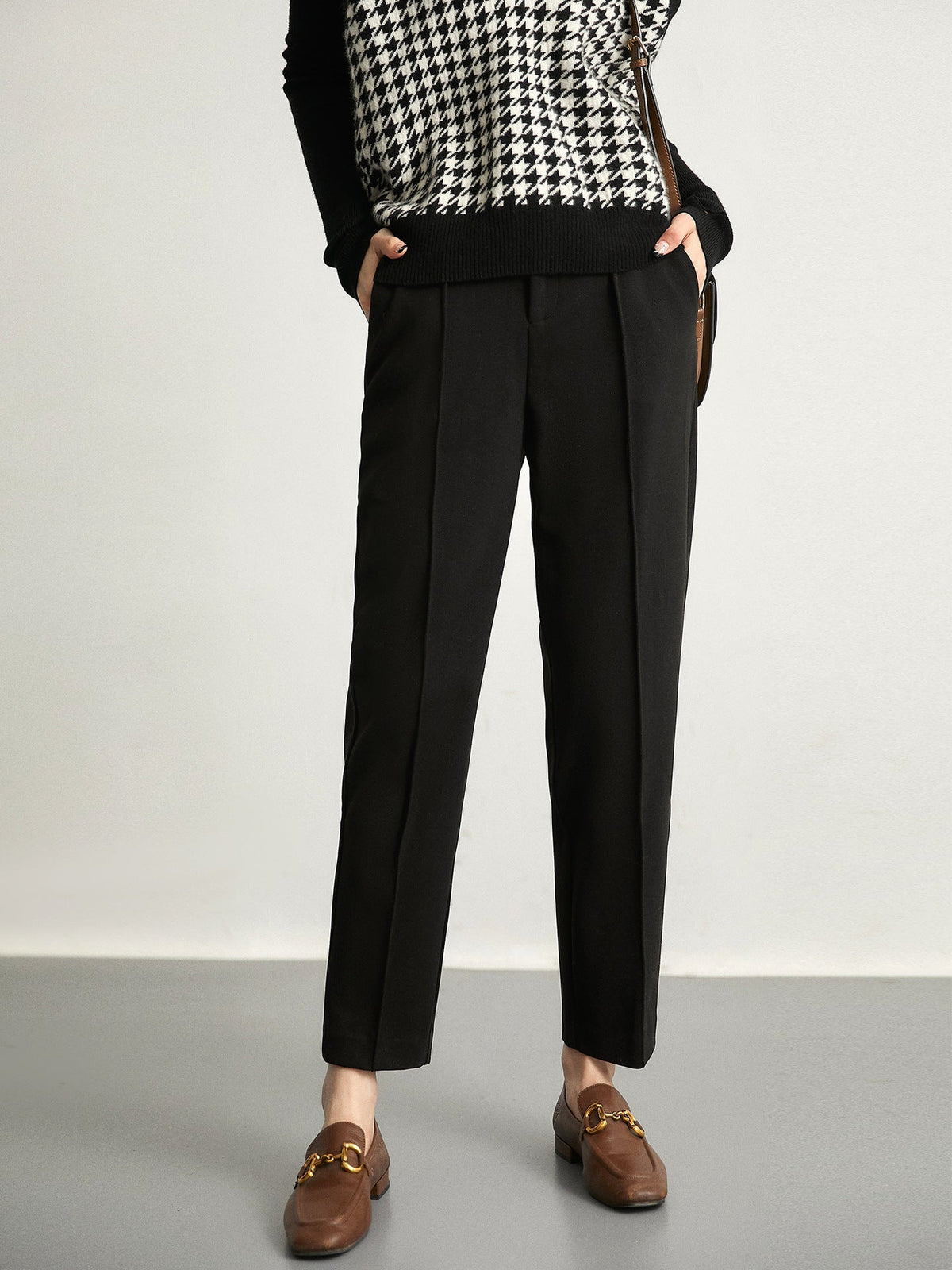 Lavisa - Tapered Woolen High-Waist Trousers