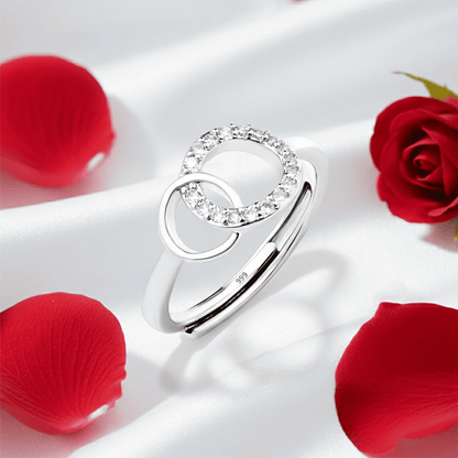 Lavisa - Forever Linked Ring Pure Silver