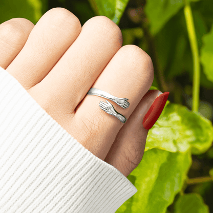 Lavisa - Love From Mom Hug Ring