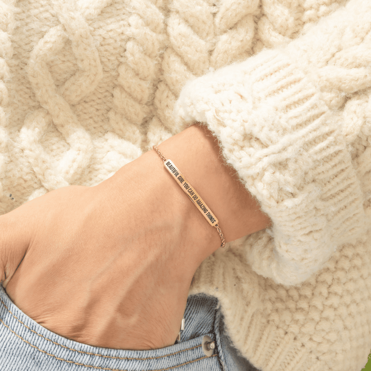 Lavisa - Motivational Message Card Bracelet
