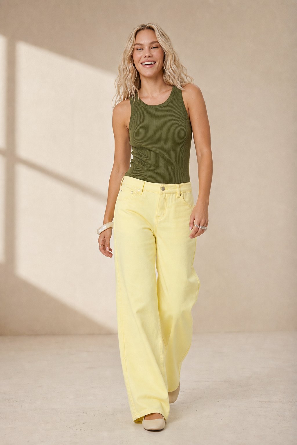 Lavisa - High Waisted Straight Leg Jeans