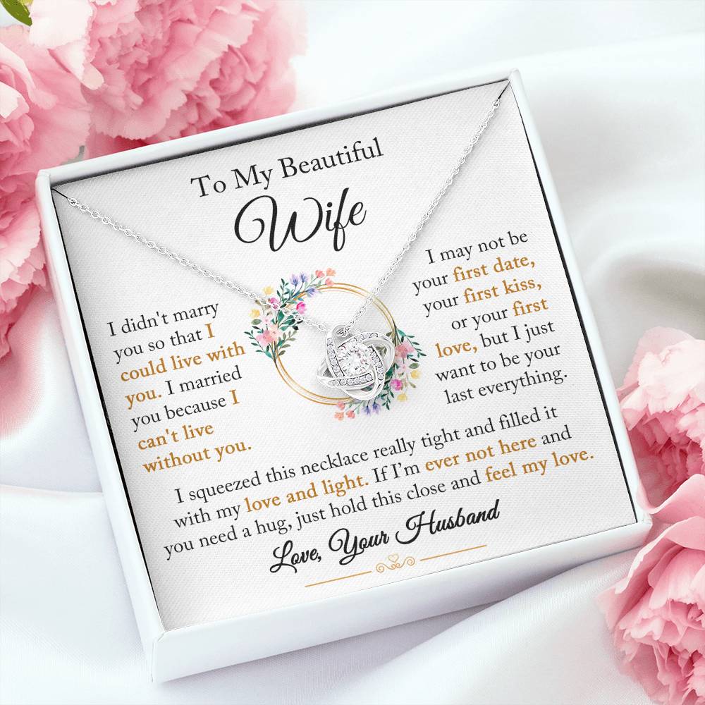 Lavisa - Interlocking Love Knot Necklace