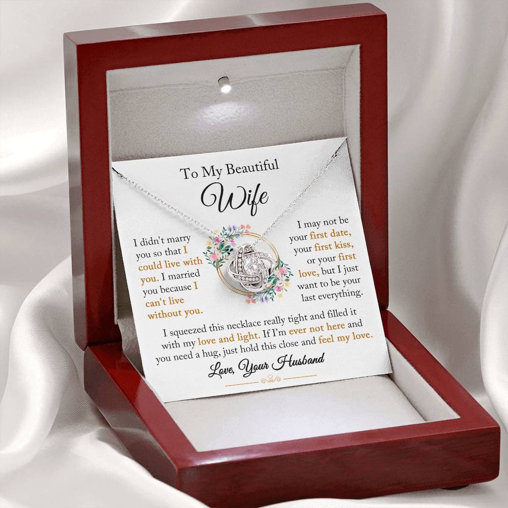 Lavisa - Interlocking Love Knot Necklace