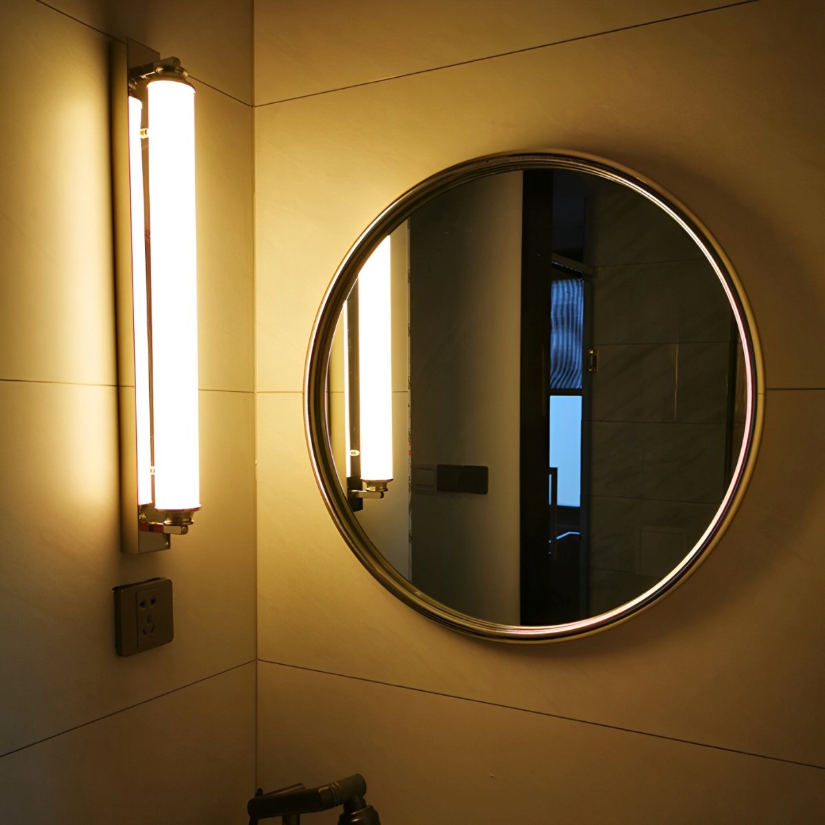 Lavisa - Bauhaus Retro LED Tube Wall Sconce