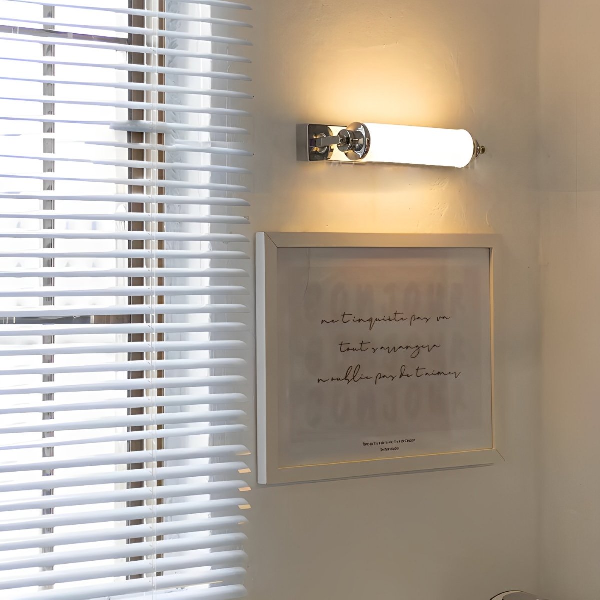 Lavisa - Bauhaus Retro LED Tube Wall Sconce