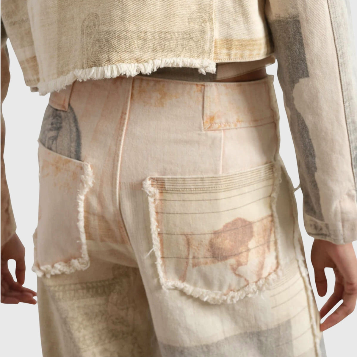 Lavisa - High Waisted Wide Leg Jeans with Raw Hem