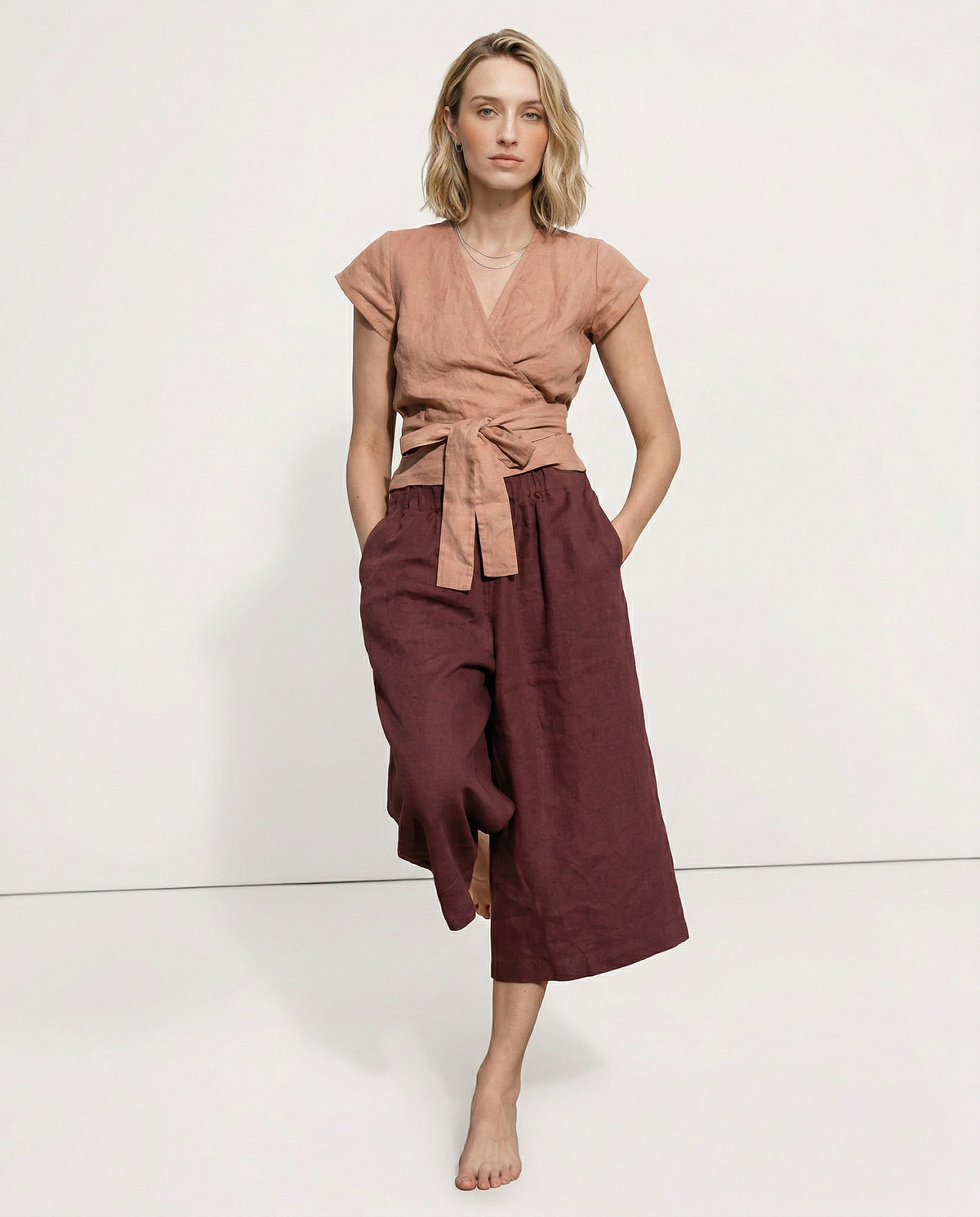 Lavisa - Cropped Wide Leg Linen Pants
