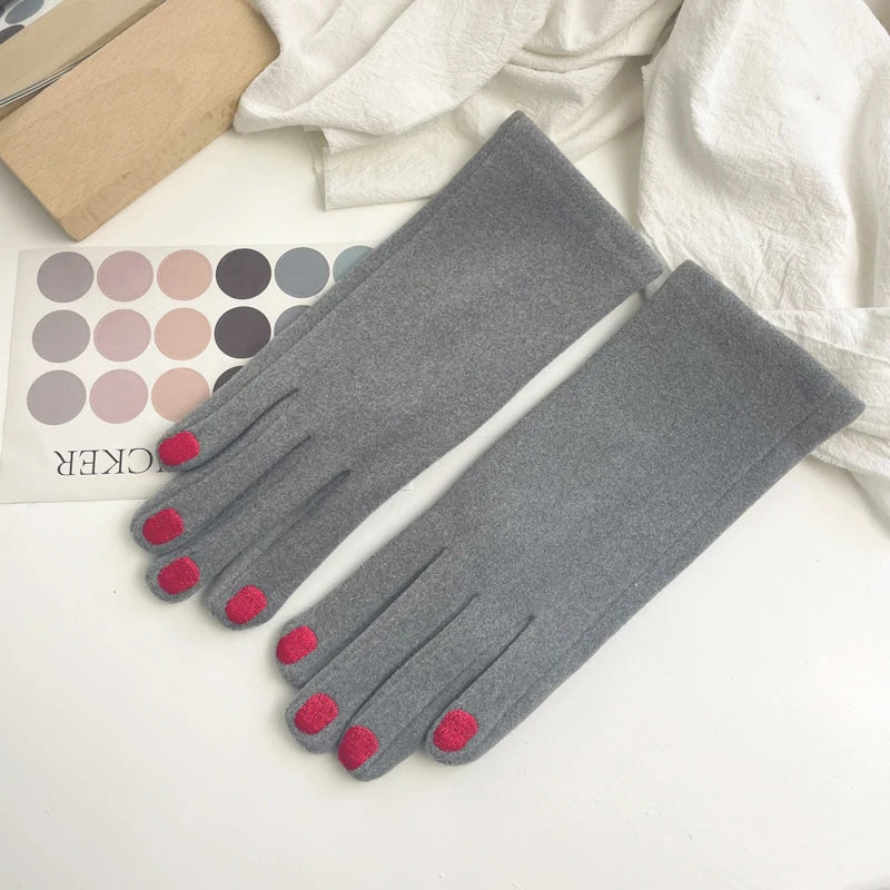 Lavisa - Touchscreen Winter Gloves with Manicure Nail Design