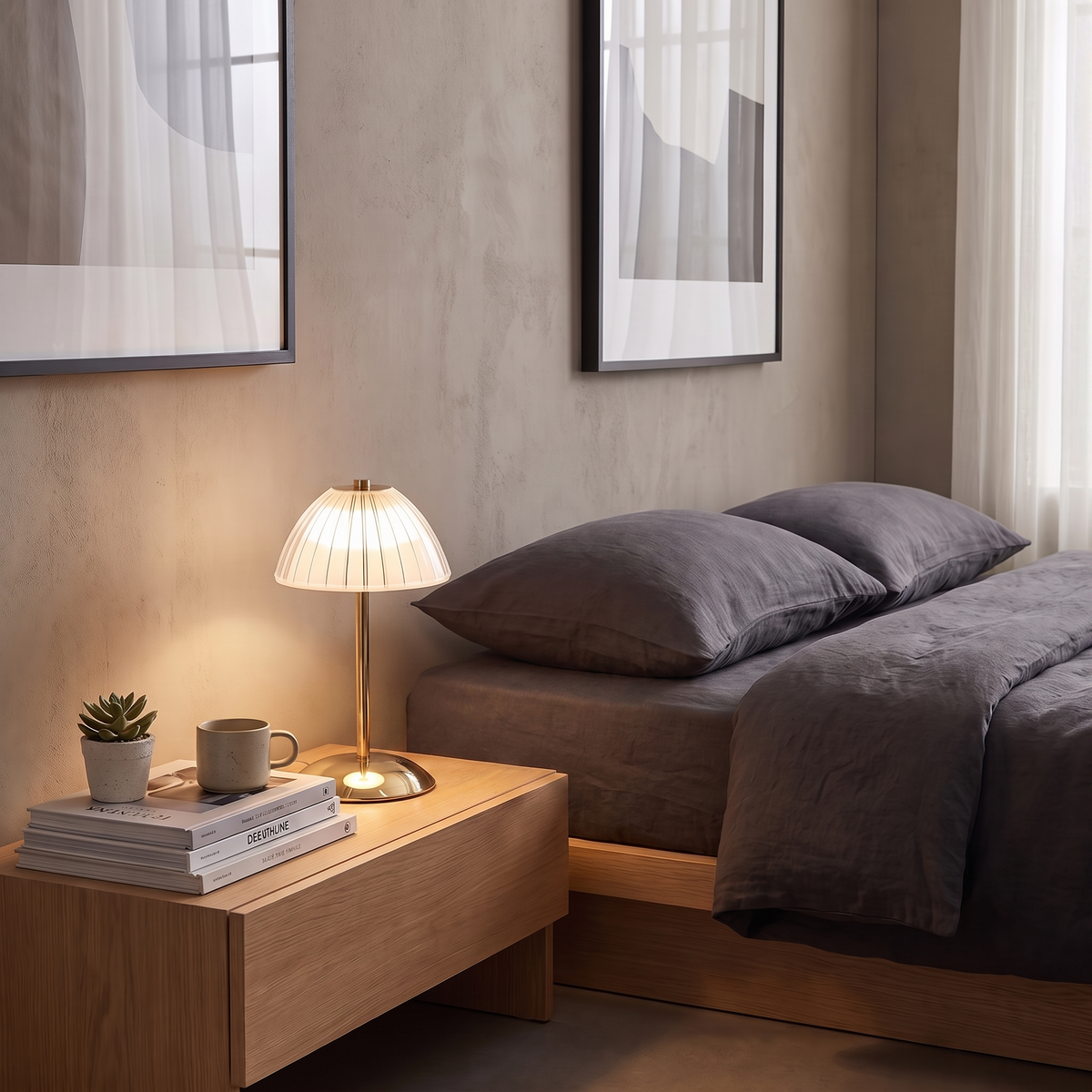 Lavisa - Brushed Brass Cordless Table Lamp