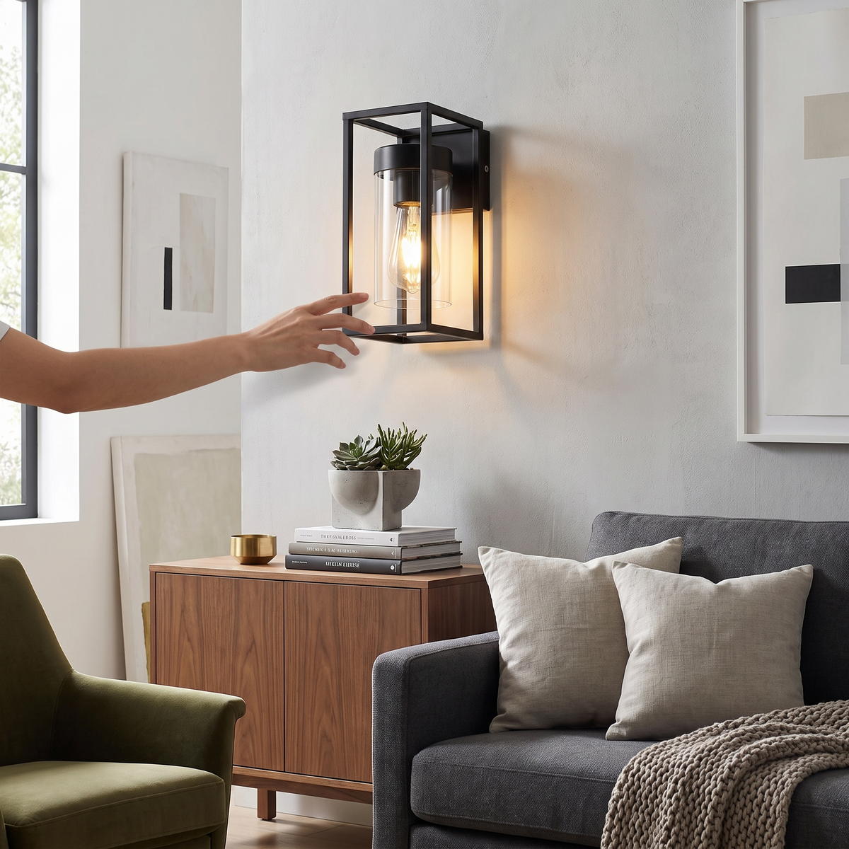 Lavisa - Industrial Glass Wall Sconce