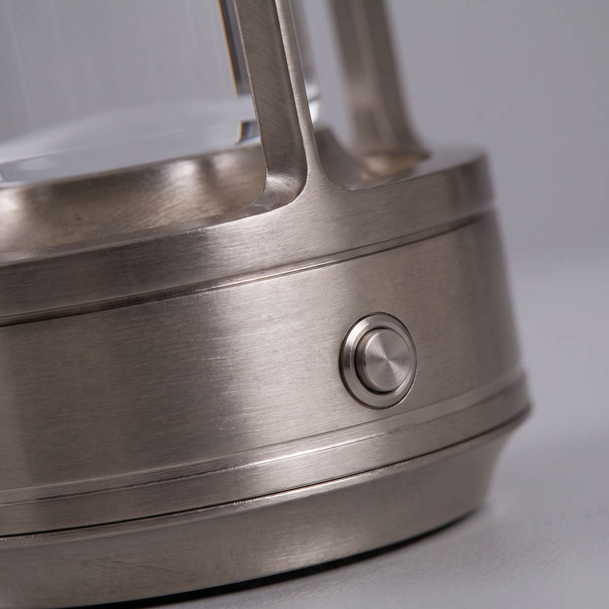 Lavisa - Cordless Crystal Table Lantern with Rechargeable USB Power
