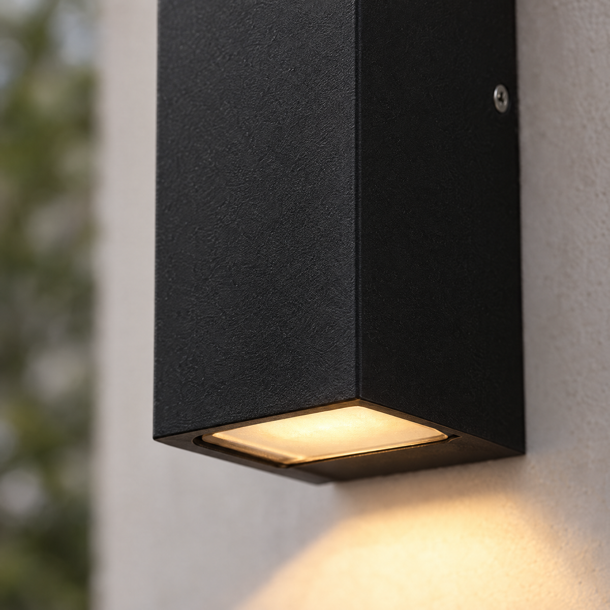 Lavisa - Modern Up and Down Outdoor Wall Sconce LED Lamp