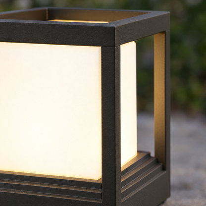 Lavisa - Solar Garden Pedestal Light with 3-Color LED