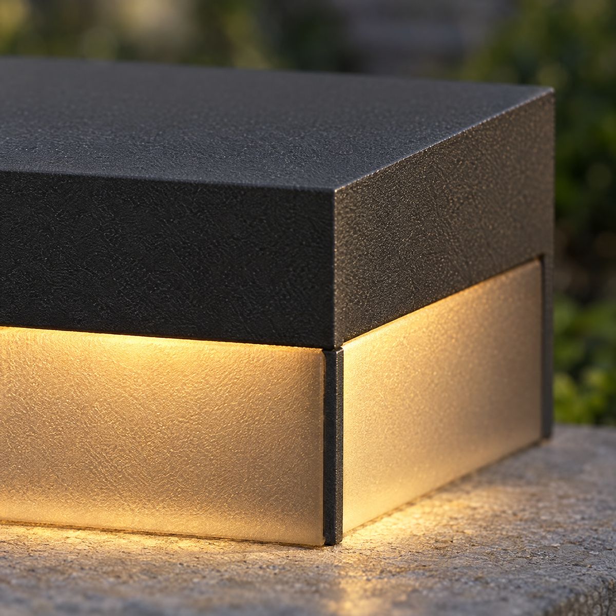 Lavisa - Modern Square Fence Post Light LED Pillar Lamp