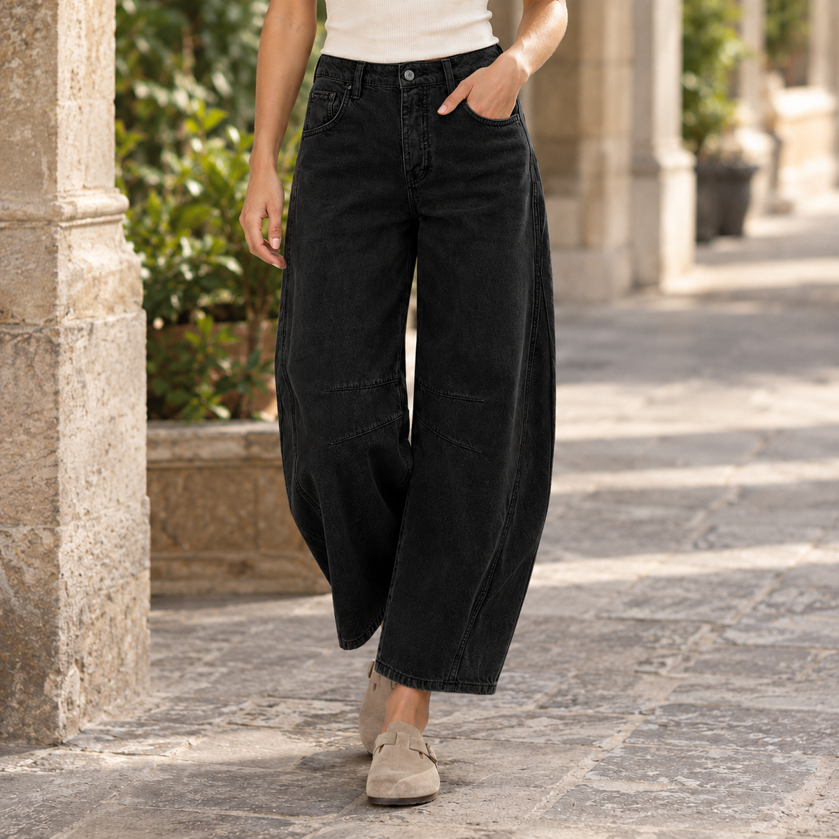 Lavisa - Xenia-Skye Relaxed Barrel Leg Cropped Jeans